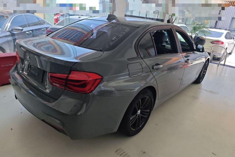 宝马3系 2016款 320Li 进取型车身外观7