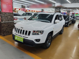 Jeep 指南者(进口) 2014款 改款 2.4L 四驱舒适版