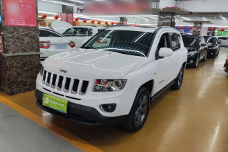 Jeep 指南者(进口) 2014款 改款 2.4L 四驱舒适版