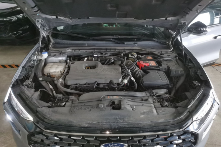 福特 蒙迪欧 2022款 改款 EcoBoost 245 豪华型机舱底盘24