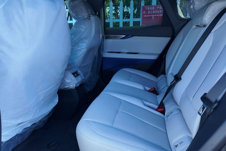 凯迪拉克 IQ傲歌 2024款 标准续航版中控内饰7006