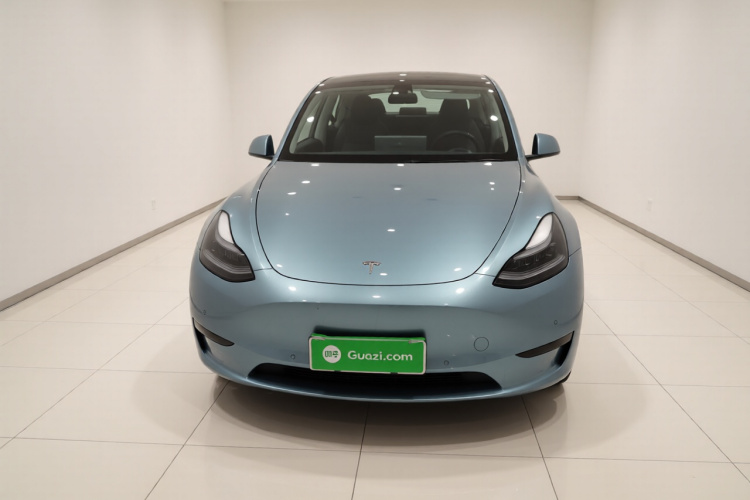 特斯拉 Model Y 2023款 后轮驱动版车身外观2