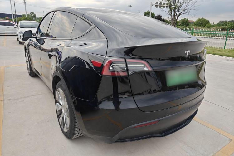 特斯拉 Model Y 2022款 改款 后轮驱动版车身外观6003