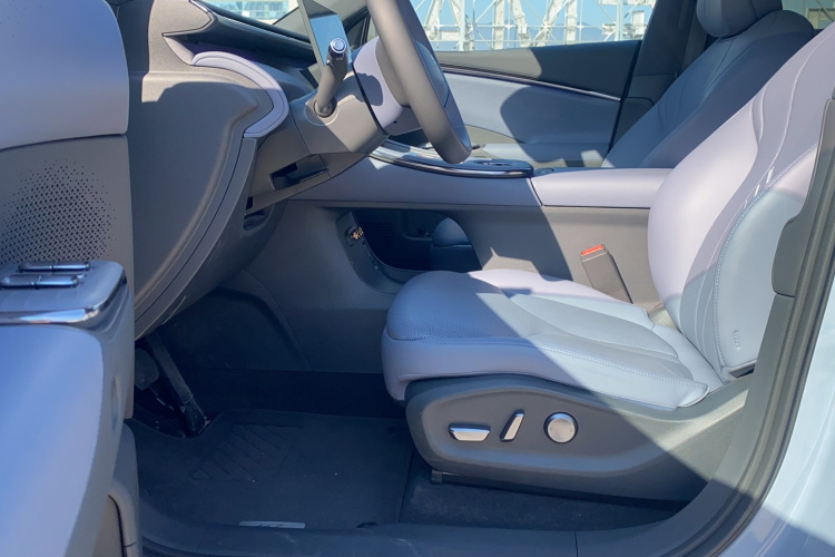 小鹏G7 2025款 702 超长续航 Ultra局部细节19