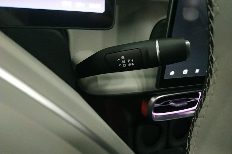 零跑汽车 零跑B10 2025款 510悦享版局部细节18