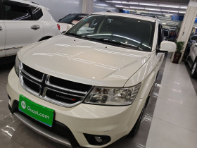 道奇 酷威  2.4L 两驱旅行版