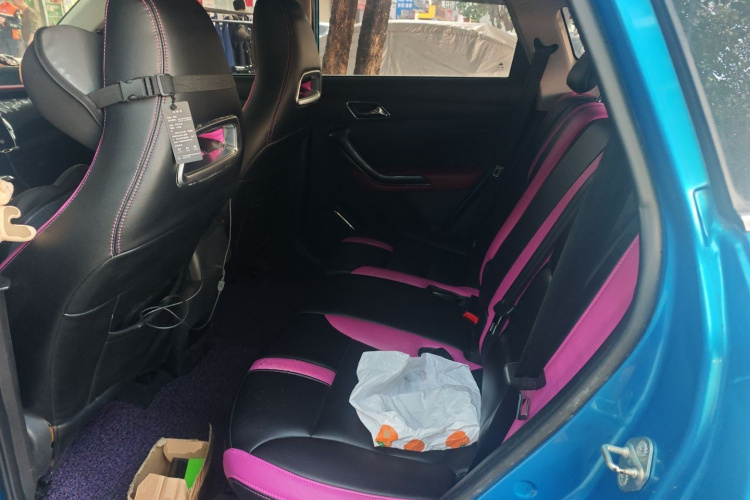 猎豹汽车 猎豹CS9 2017款 1.5L CVT舒适型中控内饰21