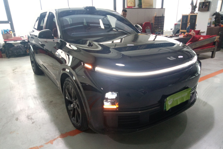 理想汽车 理想L7 2023款 Max车身外观3