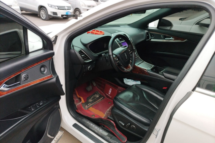 林肯 航海家(进口) 2019款 2.0T 四驱尊雅版 国VI中控内饰20