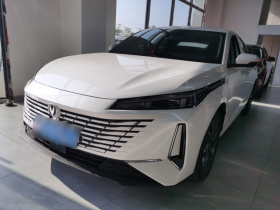 长安 逸动 2025款 蓝鲸 1.5T 500Bar尊贵型