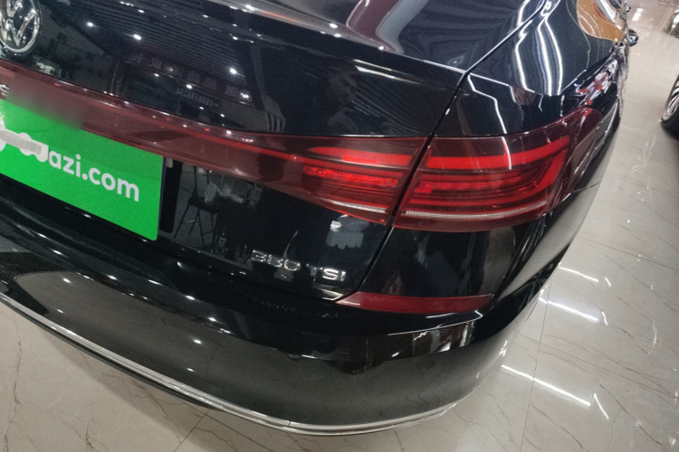 大众 帕萨特 2023款 380TSI 豪华版车身外观9