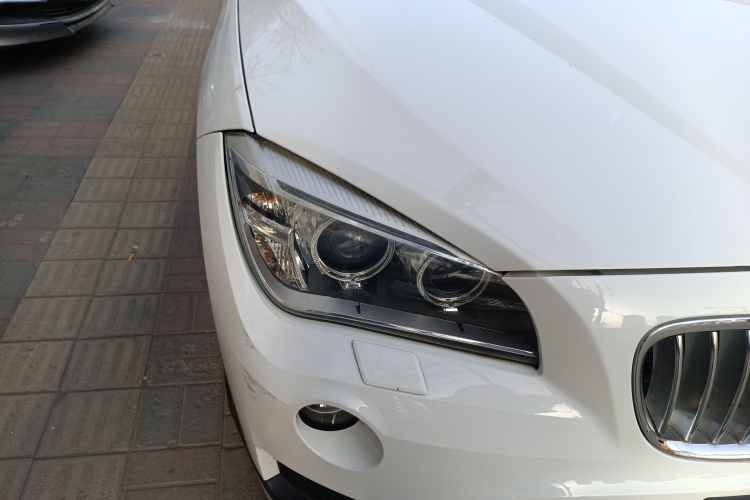 宝马X1 2015款 xDrive20i 时尚型车身外观6006