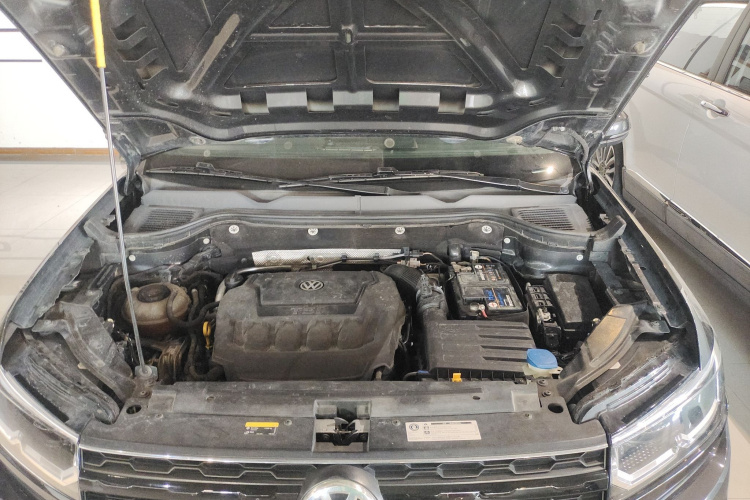 大众 途岳 2020款 改款  330TSI 四驱旗舰版 国VI机舱底盘24