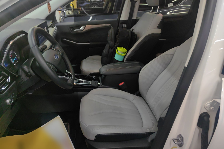 福特 锐际 2020款 EcoBoost 245 两驱耀享款局部细节19