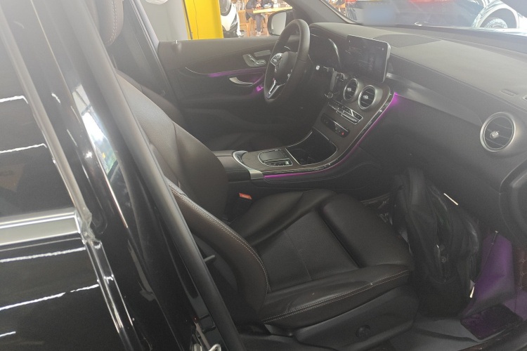 奔驰GLC 2020款 改款 GLC 300 L 4MATIC 动感型局部细节41