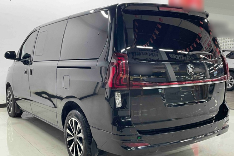 东风风行 风行M7 2022款 领爵款 2.0T 自动行政版车身外观6005