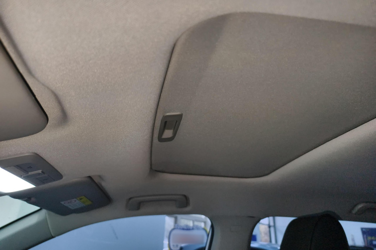 五菱汽车 五菱星辰 2022款 2.0L DHT电速款中控内饰22