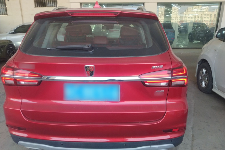 荣威RX5 2016款 30T 四驱自动互联网智尊版车身外观6