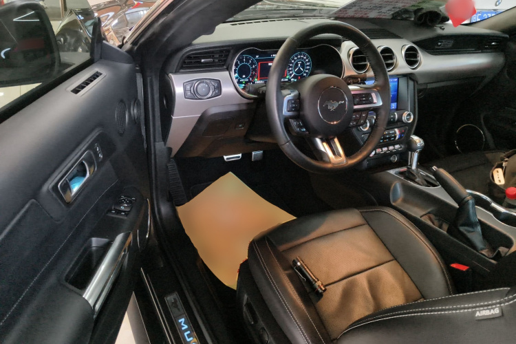福特 Mustang 2020款 2.3L EcoBoost中控内饰7003