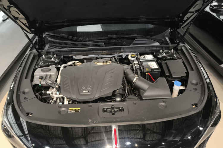 红旗H5 2024款 1.5T DCT智联旗韵版机舱底盘24