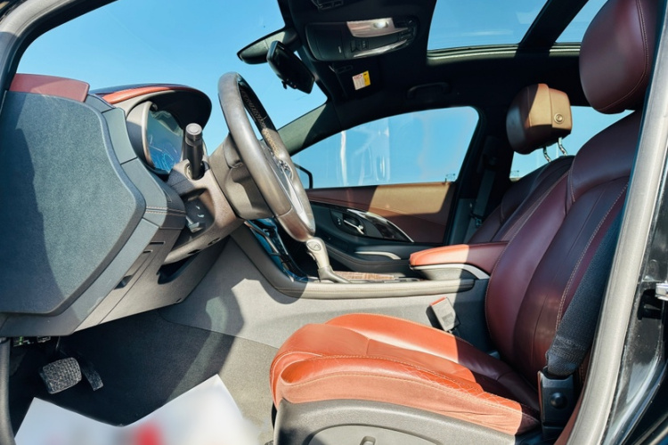 别克 君越 2013款 2.4L SIDI精英舒适型车身外观6011