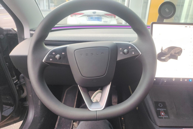 特斯拉 Model 3 2023款 长续航全轮驱动版局部细节13