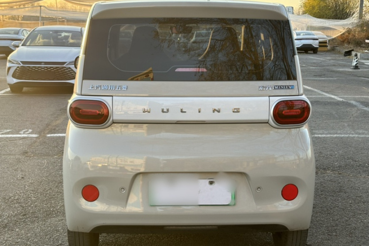 五菱汽车 宏光MINIEV 2024款 第三代 215km 青春版车身外观6003