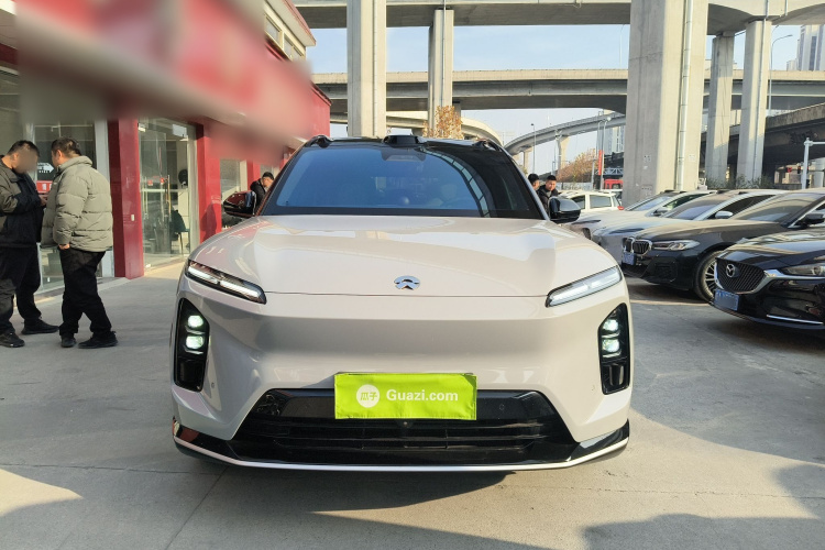 蔚来ES6 2025款 75kWh车身外观2