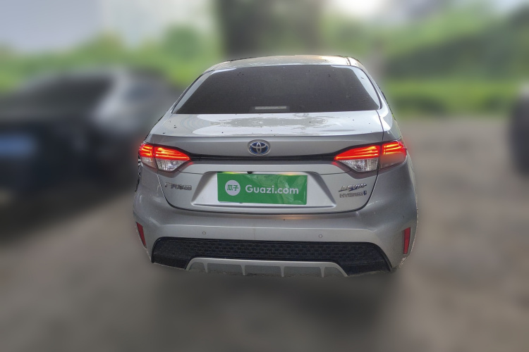 丰田 雷凌 2021款 双擎 1.8H E-CVT运动版车身外观6004