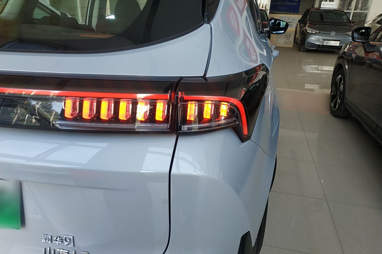 捷途山海L7 2024款 1.5T 120km  ULTRA 5座车身外观6001