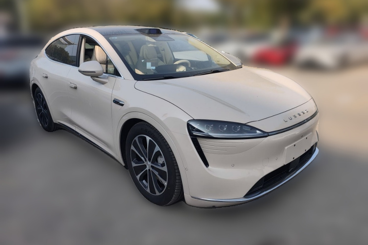 鸿蒙智行 智界R7 2025款 增程 251km Max车身外观6002