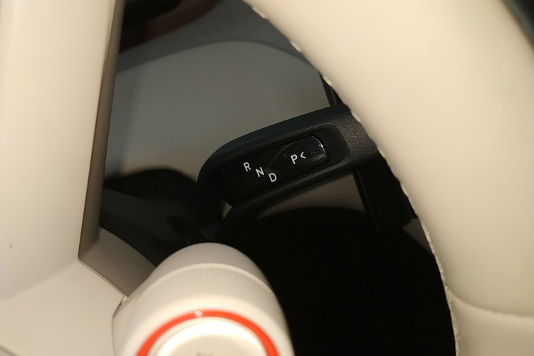 小米汽车 小米YU7 2025款 超长续航后驱版局部细节18