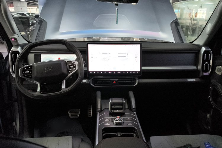 捷途旅行者 2024款 2.0T 四驱穿越PRO娱乐版中控内饰7002