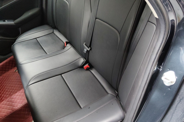 本田 思域 2022款 240TURBO CVT劲动版中控内饰21