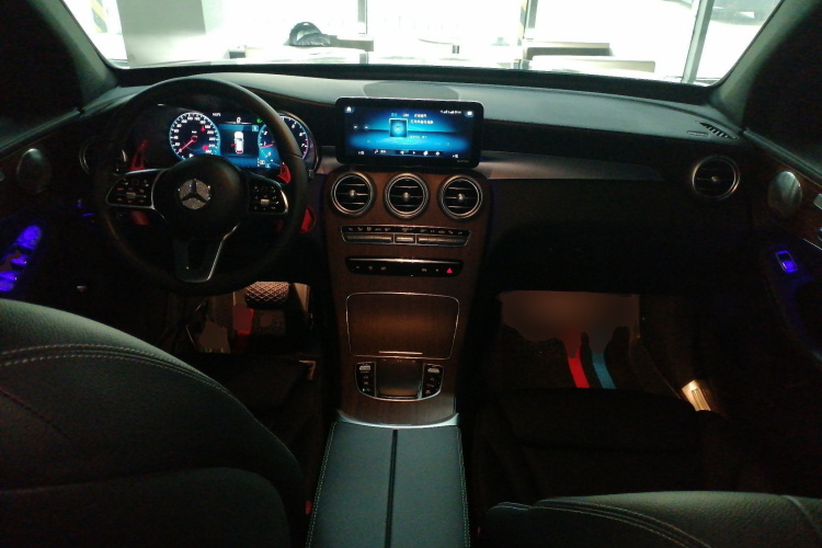 奔驰GLC 2021款 GLC 300 L 4MATIC 动感型中控内饰12