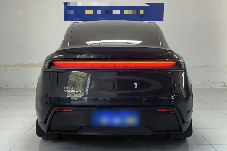 特斯拉 Model Y 2025款 后轮驱动版车身外观6004