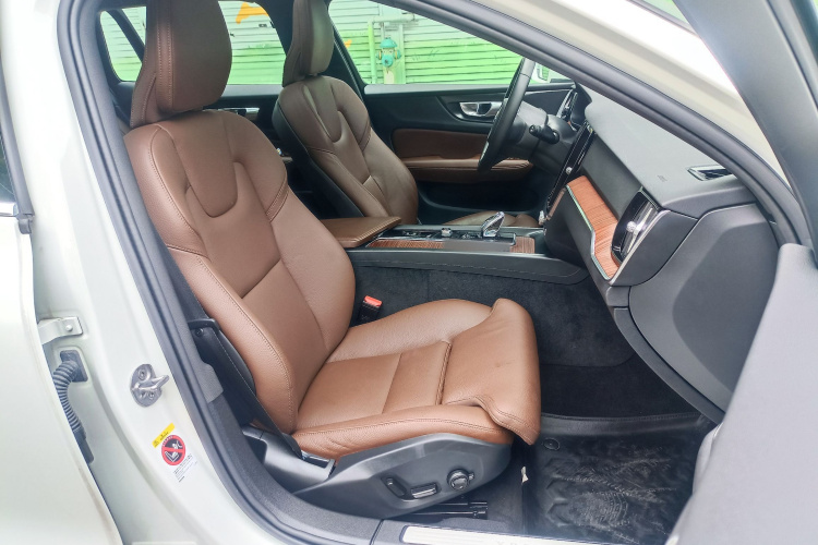 沃尔沃V60 2024款 B5 智远豪华版中控内饰7003