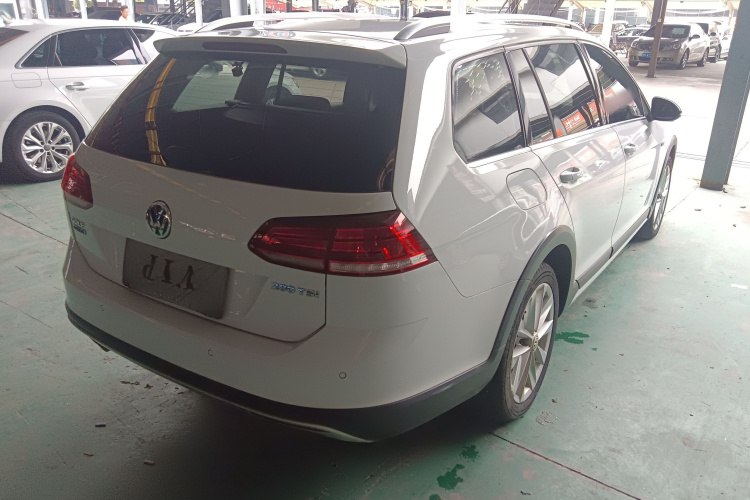 大众 高尔夫(进口) 2019款 1.8TSI 旅行版车身外观6006