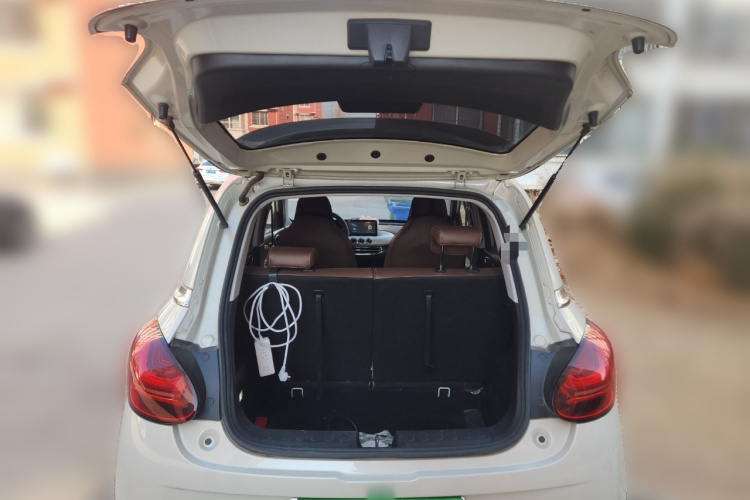 五菱汽车 五菱缤果 2023款 203km 舒享款中控内饰23