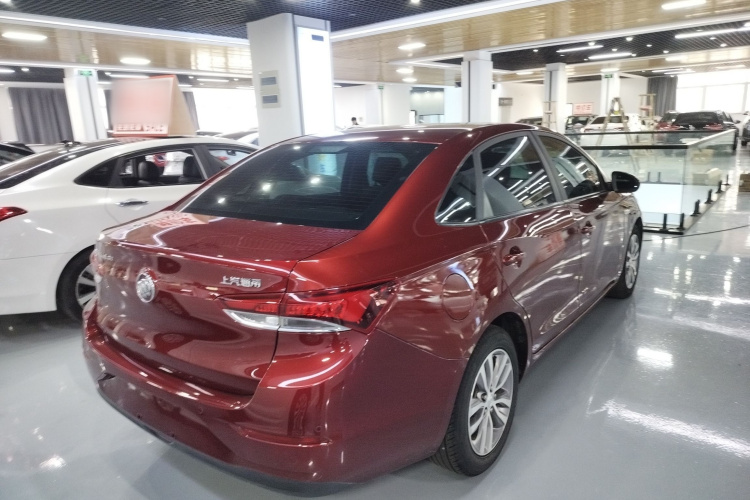 别克 英朗 2021款 改款 1.3T 自动轻混动精英型车身外观7