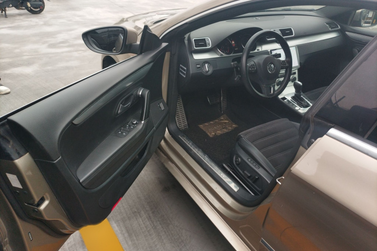 一汽-大众CC 2016款 1.8TSI 豪华型中控内饰7003