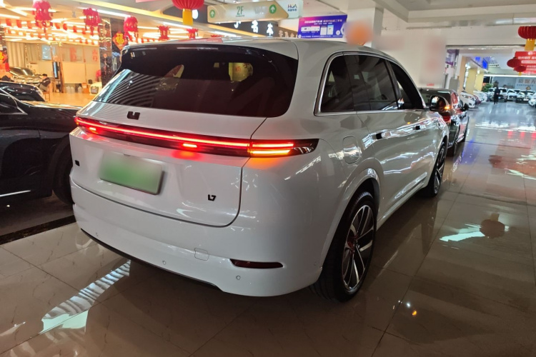 理想汽车 理想L7 2025款 Max 智能焕新版车身外观7