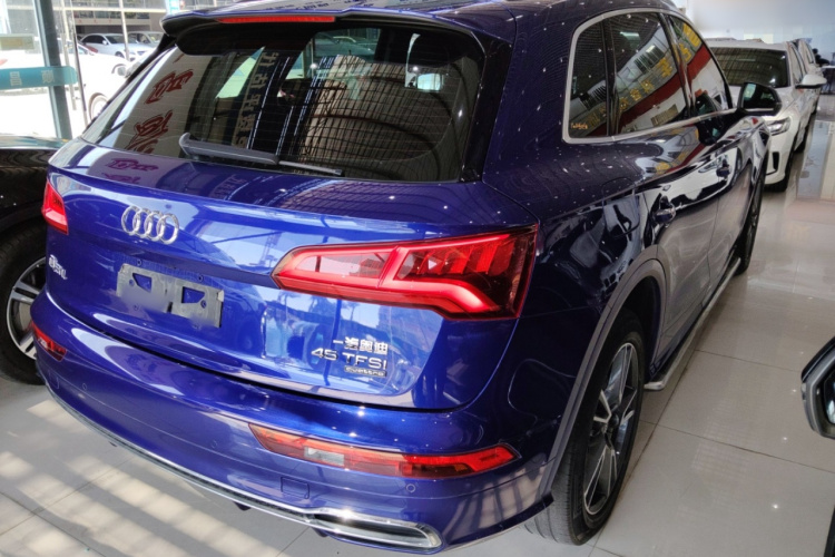 奥迪Q5L 2018款 45 TFSI 尊享时尚型 国V车身外观7