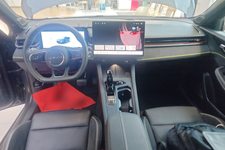 领克03 2025款 1.5TD DCT冠军版Pro中控内饰7002