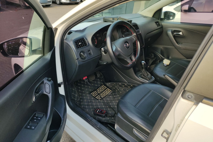 大众 Polo 2018款 1.5L 自动安驾型中控内饰20