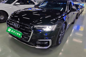 奥迪A6L 2024款 45 TFSI quattro 臻选动感型