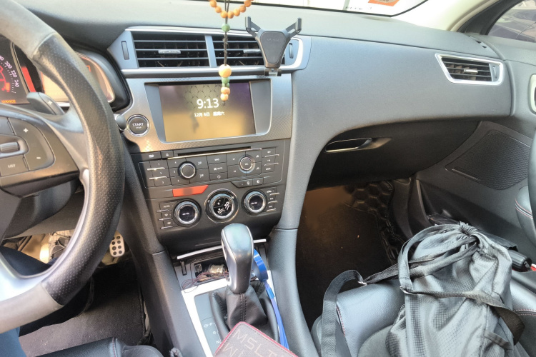 DS 4S 2016款 1.6T 自动智享科技版THP160局部细节16