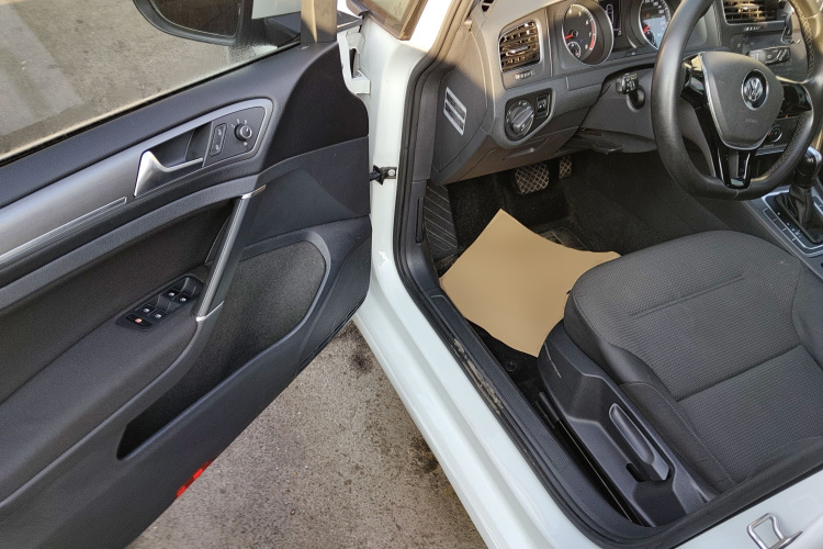 大众 高尔夫 2016款 1.6L 自动舒适型中控内饰20
