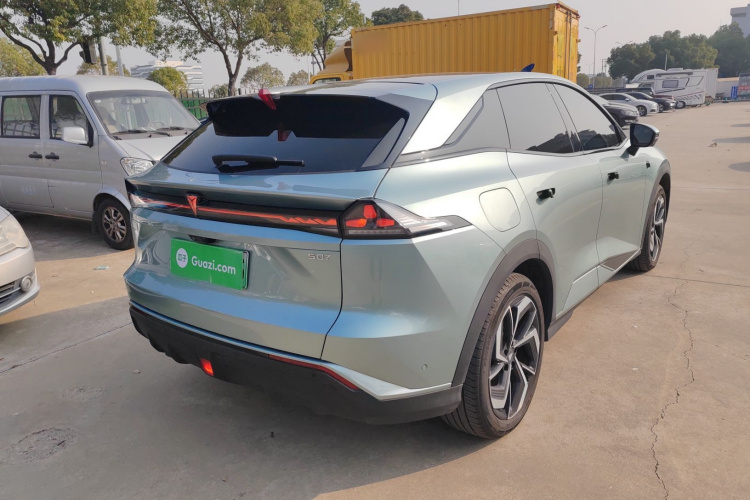 深蓝汽车 深蓝S07 2024款 285Max 乾崑智驾ADS SE增程版车身外观7