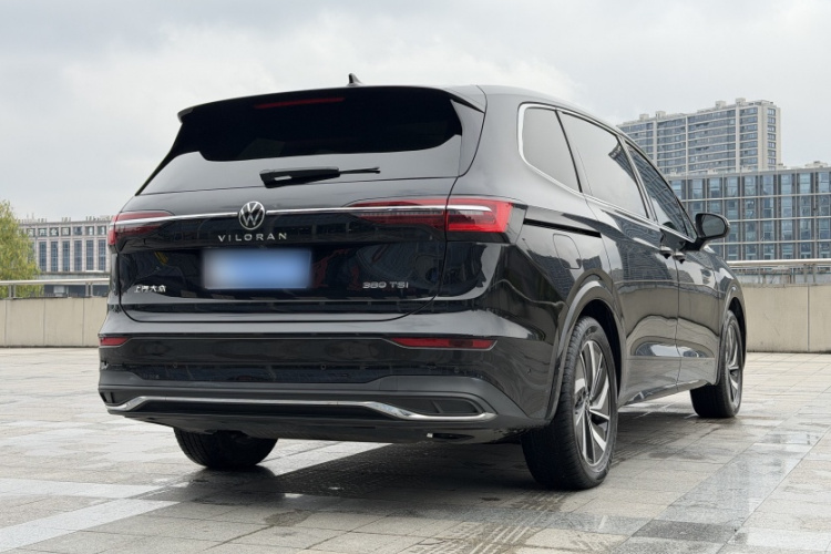 大众 威然 2022款 380TSI 尊驰版车身外观6004